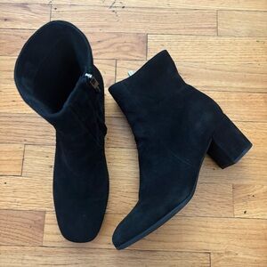 La Canadienne Black Leather Booties Size 11